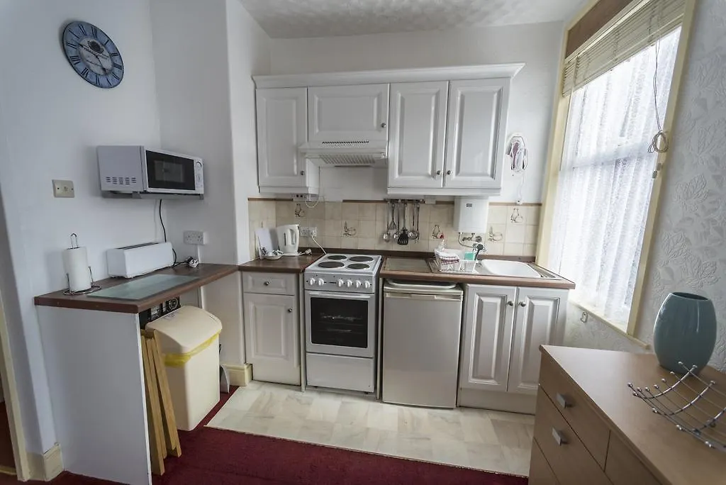 Lyndale Holiday Flats Blackpool