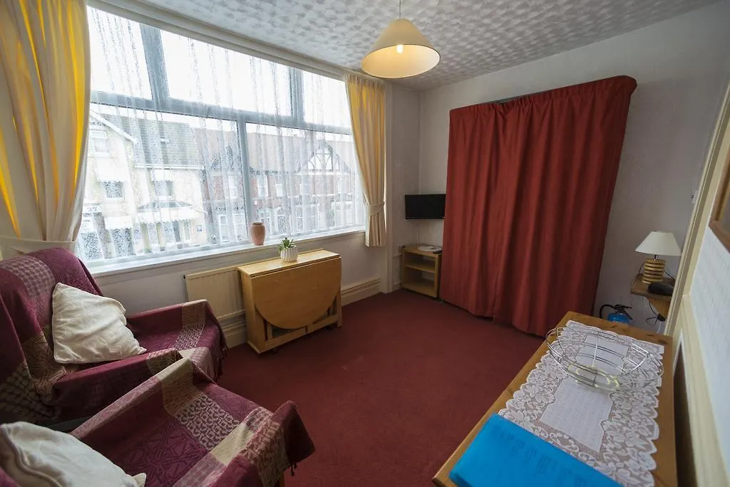 Apartment Lyndale Holiday Flats Blackpool