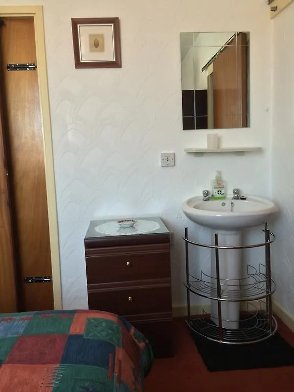 Lyndale Holiday Flats Blackpool Apartment