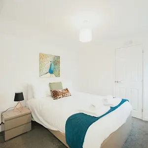  Apartment Sweet By Payman Club United Kingdom